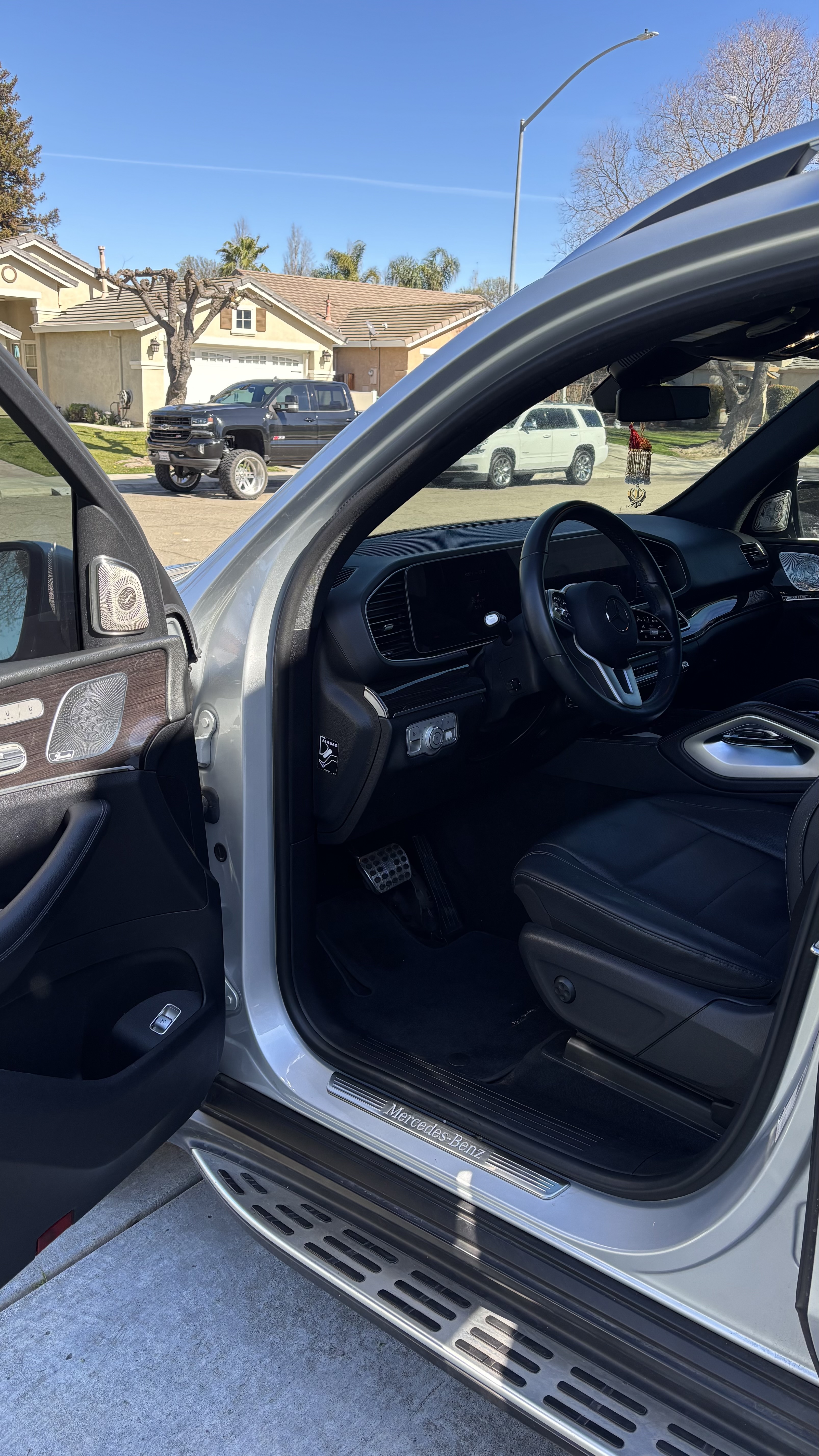 Mercedes-Benz GLE driver side interior detailed by Singh Detailing